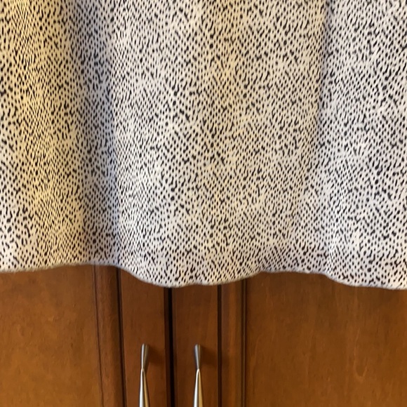 CAbi grey and black speckled ruffle Flutter tank - Picture 5 of 8